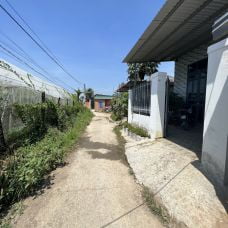 Nhà phố thôn Vạn Phước diện tích 218m2 pháp lý sổ hồng